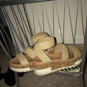 Steve Madden platform sandals